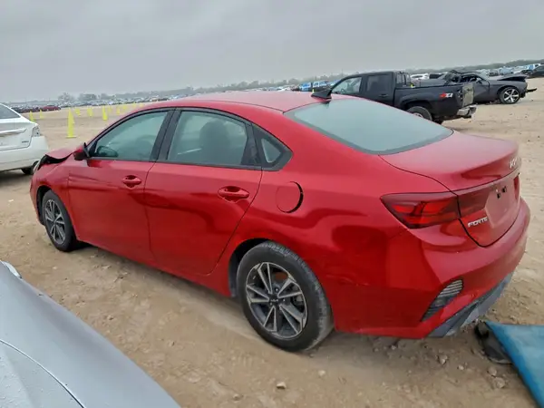 3KPF24AD8PE597624 2023 KIA FORTE - Image 2