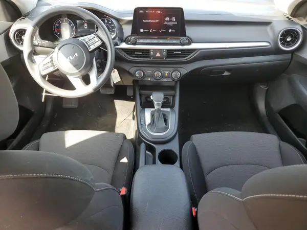 3KPF24AD8PE602448 2023 KIA FORTE - Image 8