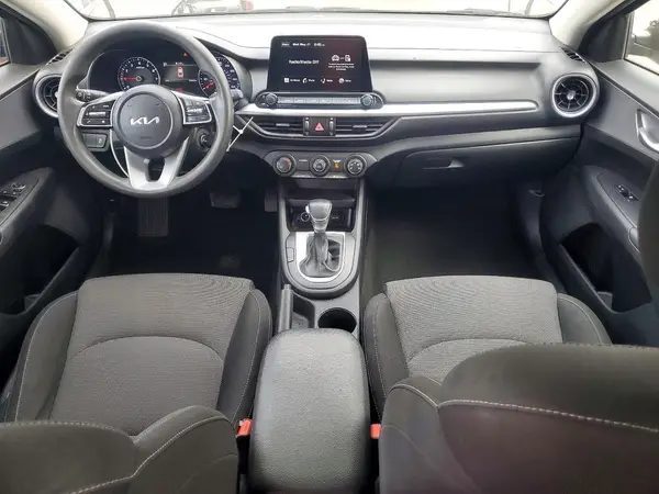 3KPF24AD8PE603602 2023 KIA FORTE - Image 8