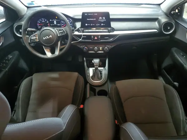 3KPF24AD8PE604703 2023 KIA FORTE - Image 8