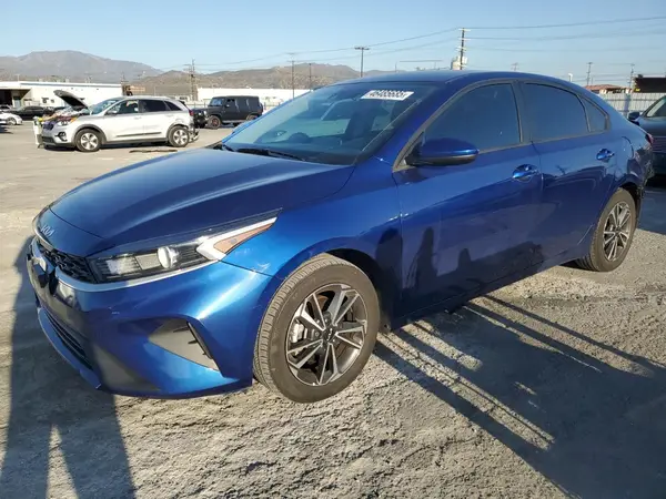 3KPF24AD8PE607584 2023 KIA FORTE - Image 1