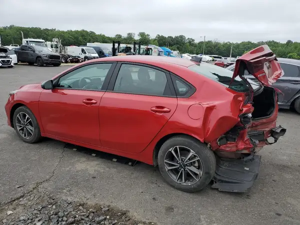 3KPF24AD8PE610551 2023 KIA FORTE - Image 2