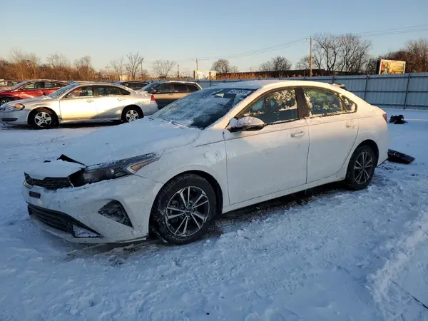 3KPF24AD8PE610744 2023 KIA FORTE - Image 1