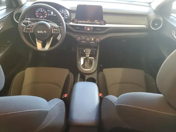 3KPF24AD8PE613448 2023 KIA FORTE - Image 8