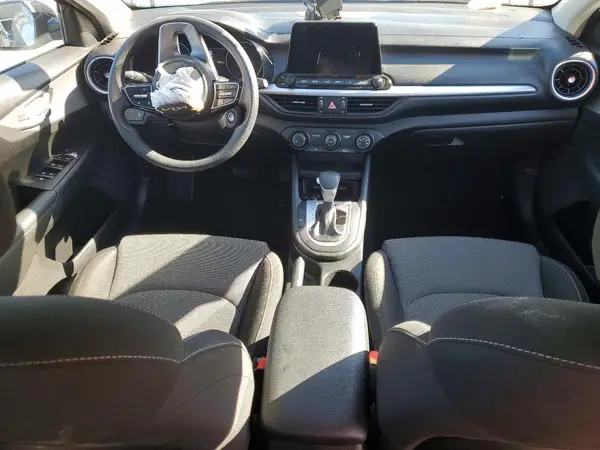 3KPF24AD8PE623249 2023 KIA FORTE - Image 8