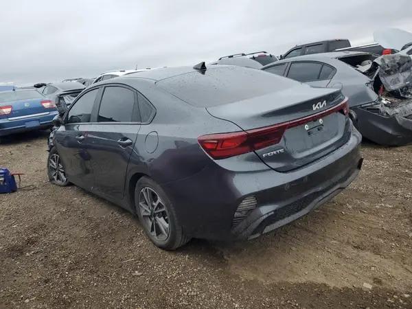 3KPF24AD8PE623316 2023 KIA FORTE - Image 2