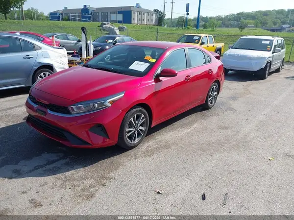 3KPF24AD8PE624711 2023 KIA FORTE - Image 2