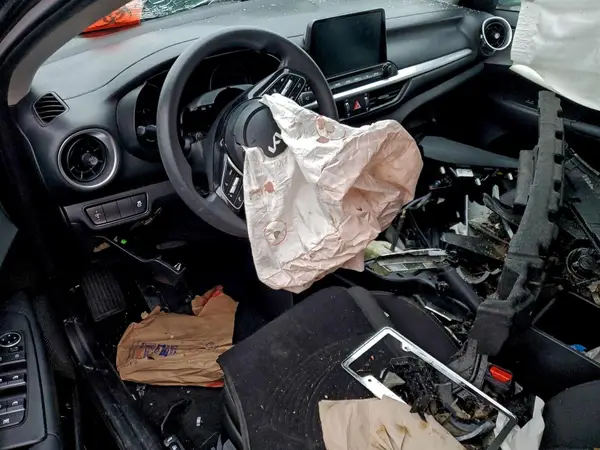 3KPF24AD8PE628273 2023 KIA FORTE - Image 8