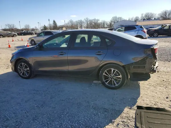 3KPF24AD8PE628872 2023 KIA FORTE - Image 2