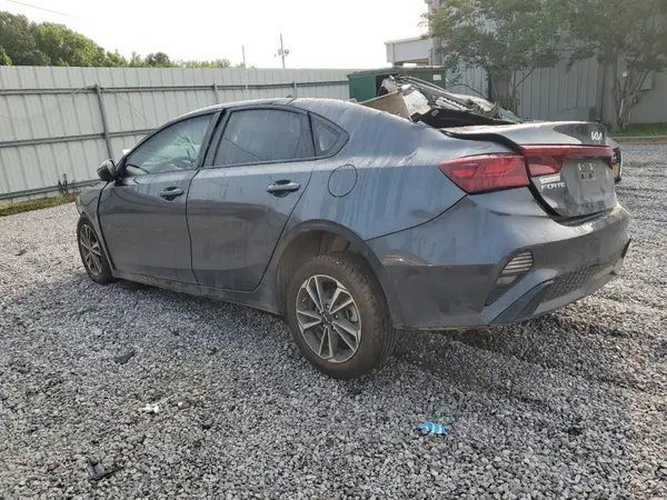 3KPF24AD8PE631772 2023 KIA FORTE - Image 2