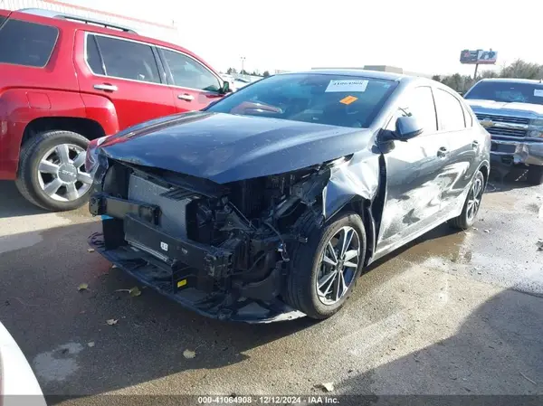 3KPF24AD8PE635837 2023 KIA FORTE - Image 2
