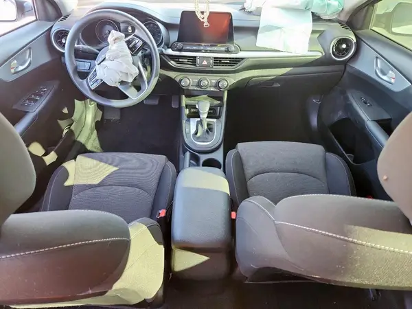 3KPF24AD8PE637782 2023 KIA FORTE - Image 8
