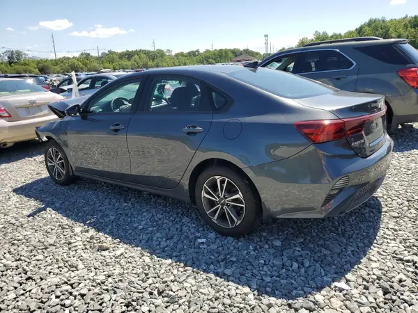 3KPF24AD8PE638513 2023 KIA FORTE - Image 2
