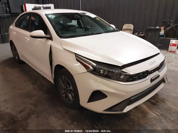 3KPF24AD8PE639337 2023 KIA FORTE - Image 1