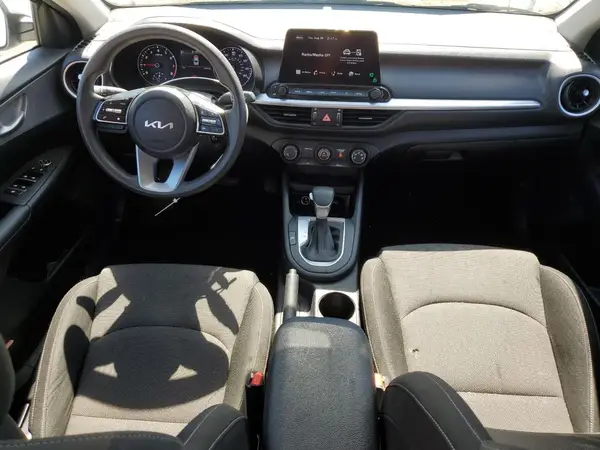 3KPF24AD8PE639922 2023 KIA FORTE - Image 8