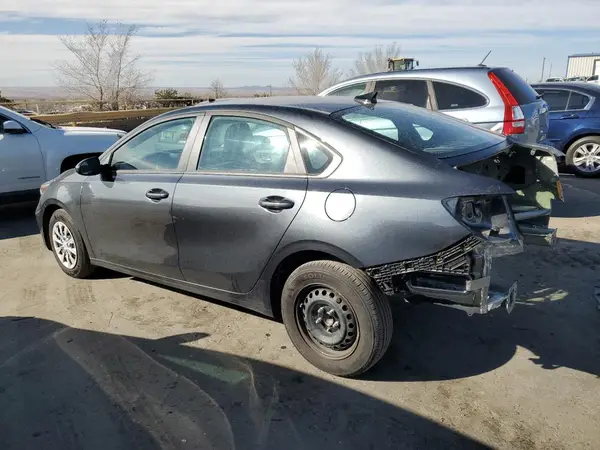3KPF24AD8PE643551 2023 KIA FORTE - Image 2