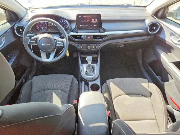 3KPF24AD8PE643792 2023 KIA FORTE - Image 8