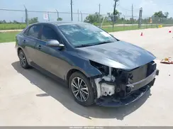 3KPF24AD8PE644988 2023 KIA FORTE