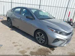 3KPF24AD8PE647194 2023 KIA FORTE