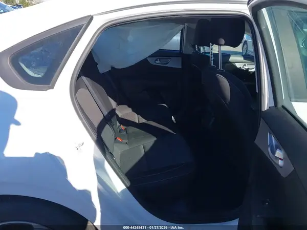 3KPF24AD8PE649706 2023 KIA FORTE - Image 8