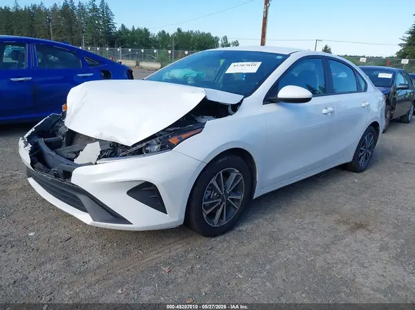 3KPF24AD8PE650306 2023 KIA FORTE - Image 2