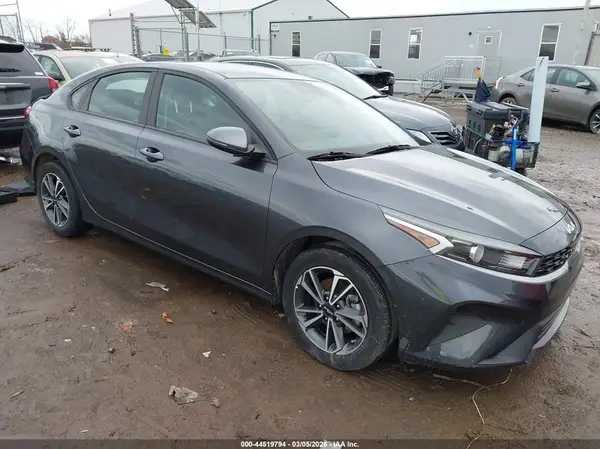 3KPF24AD8PE654176 2023 KIA FORTE - Image 1