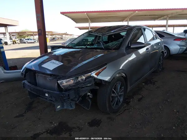 3KPF24AD8PE657742 2023 KIA FORTE - Image 2