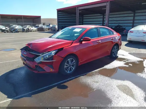 3KPF24AD8PE659815 2023 KIA FORTE - Image 2
