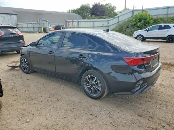 3KPF24AD8PE662763 2023 KIA FORTE - Image 2