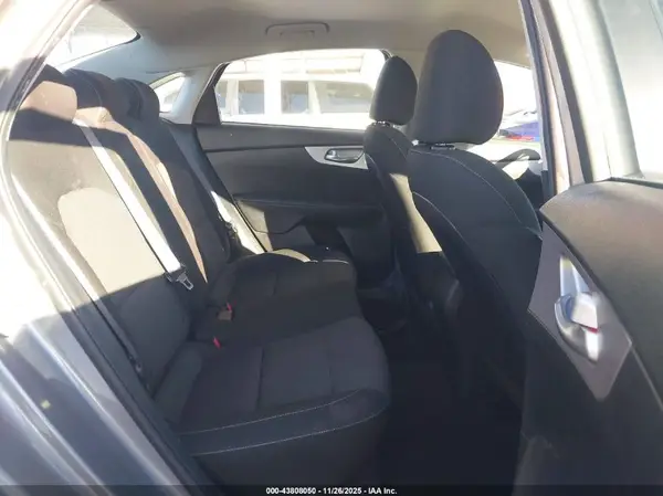 3KPF24AD8PE670314 2023 KIA FORTE - Image 8