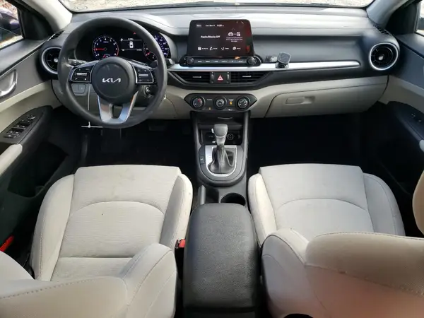 3KPF24AD8PE676016 2023 KIA FORTE - Image 8