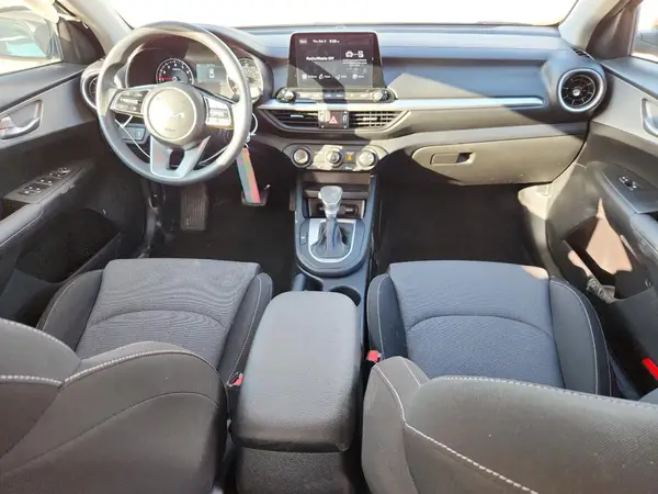 3KPF24AD8PE676999 2023 KIA FORTE - Image 8
