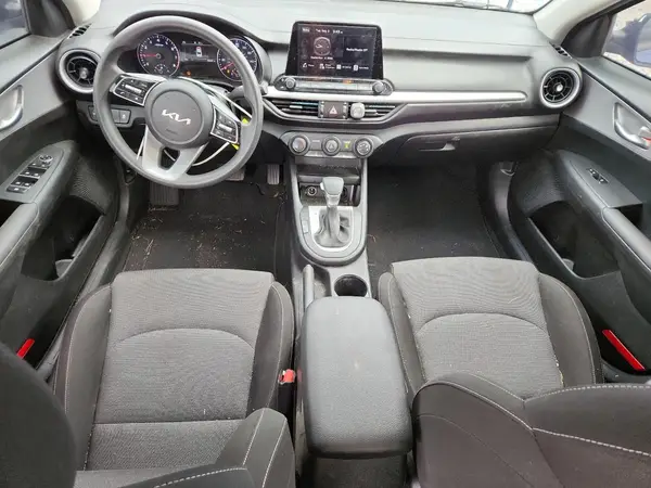 3KPF24AD8PE677361 2023 KIA FORTE - Image 8