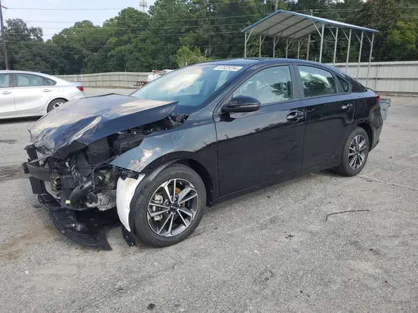 3KPF24AD8PE677733 2023 KIA FORTE - Image 1