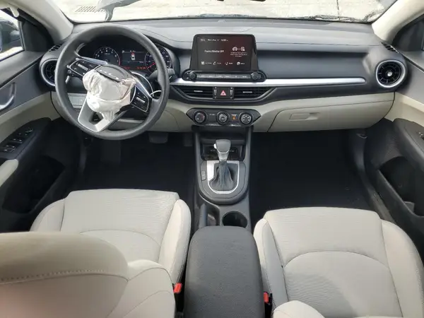 3KPF24AD8PE677733 2023 KIA FORTE - Image 8