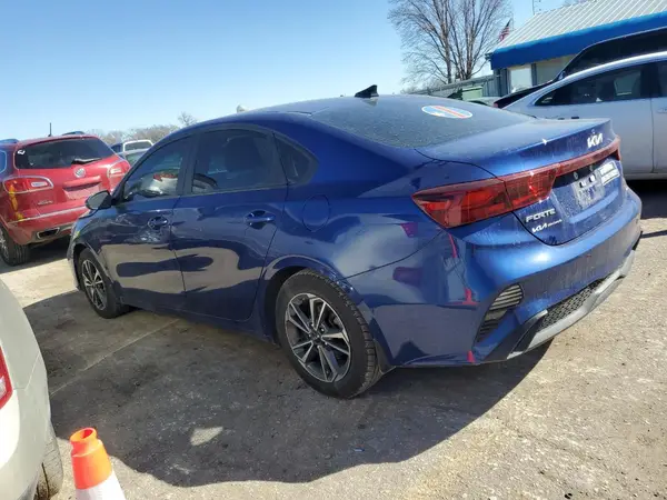 3KPF24AD8PE678011 2023 KIA FORTE - Image 2