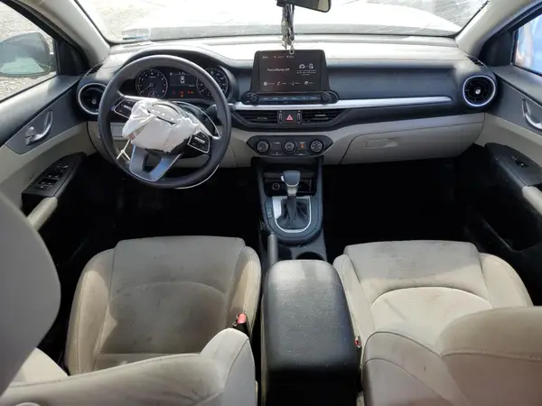 3KPF24AD8PE678803 2023 KIA FORTE - Image 8
