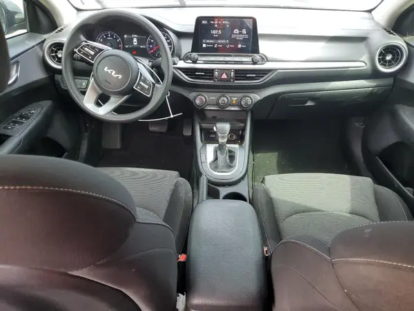 3KPF24AD8PE681474 2023 KIA FORTE - Image 8