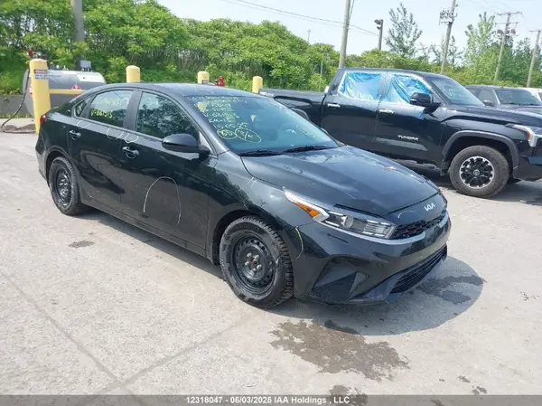 3KPF24AD8PE681913 2023 KIA FORTE - Image 1