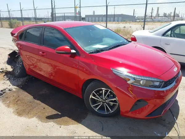 3KPF24AD8PE683001 2023 KIA FORTE - Image 1