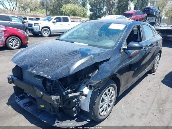 3KPF24AD8PE684388 2023 KIA FORTE - Image 2