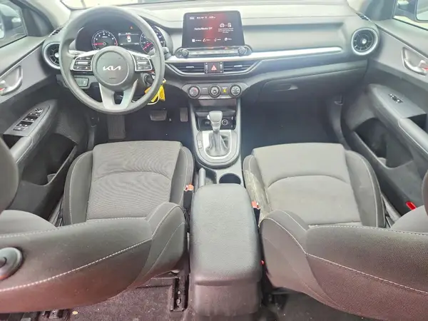 3KPF24AD8PE691566 2023 KIA FORTE - Image 8