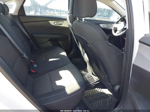 3KPF24AD8PE694824 2023 KIA FORTE - Image 8