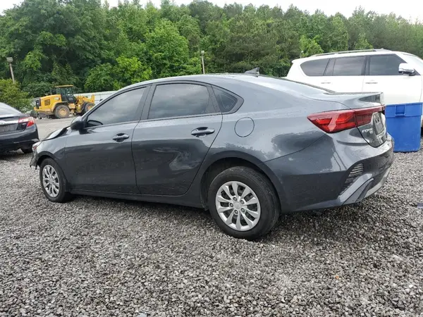 3KPF24AD8RE687813 2024 KIA FORTE - Image 2