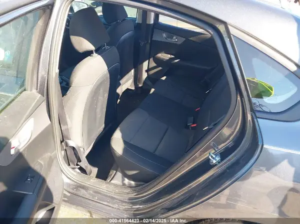 3KPF24AD8RE694471 2024 KIA FORTE - Image 8