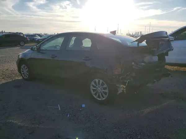 3KPF24AD8RE695328 2024 KIA FORTE - Image 2