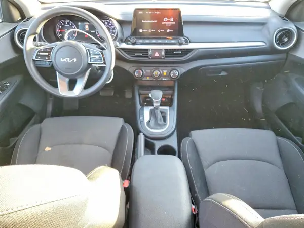 3KPF24AD8RE695328 2024 KIA FORTE - Image 8