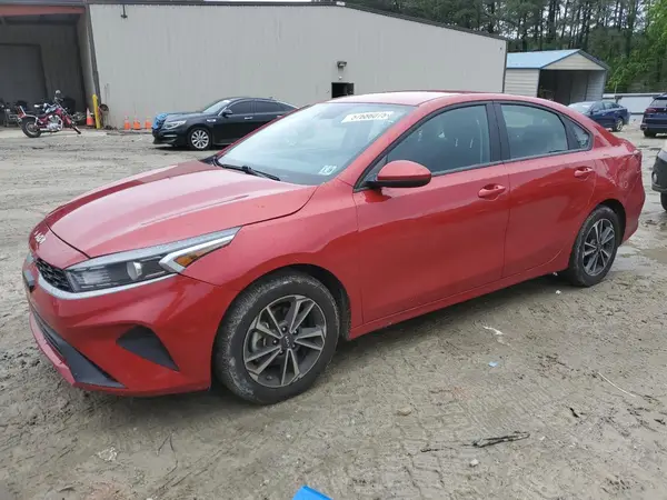 3KPF24AD8RE698424 2024 KIA FORTE - Image 1
