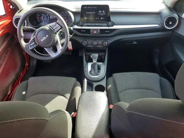 3KPF24AD8RE701631 2024 KIA FORTE - Image 8