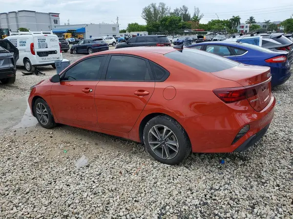 3KPF24AD8RE703508 2024 KIA FORTE - Image 2